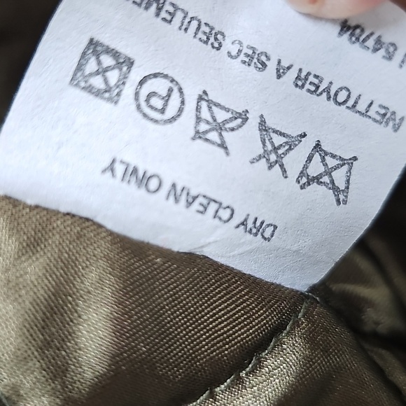 Emanuel Ungaro Liberté Dark Olive Velvet Button Front Shacket Size Medium - Picture 9 of 11